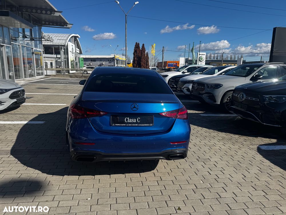Mercedes-Benz C 300 4Matic 9G-TRONIC AMG Line - 17