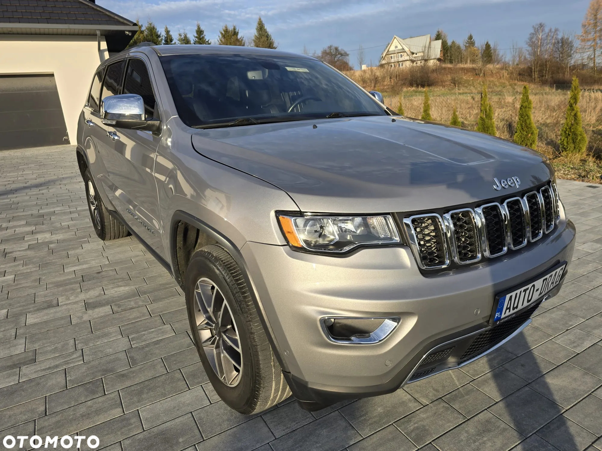 Jeep Grand Cherokee - 7