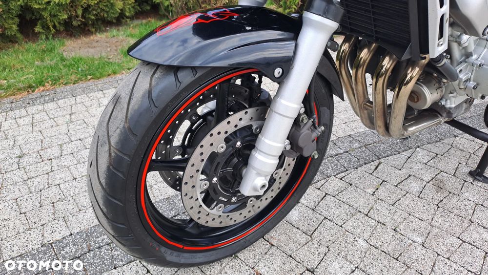 Yamaha FZ - 29