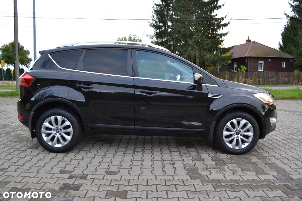 Ford Kuga 2.5 4x4 Titanium - 4