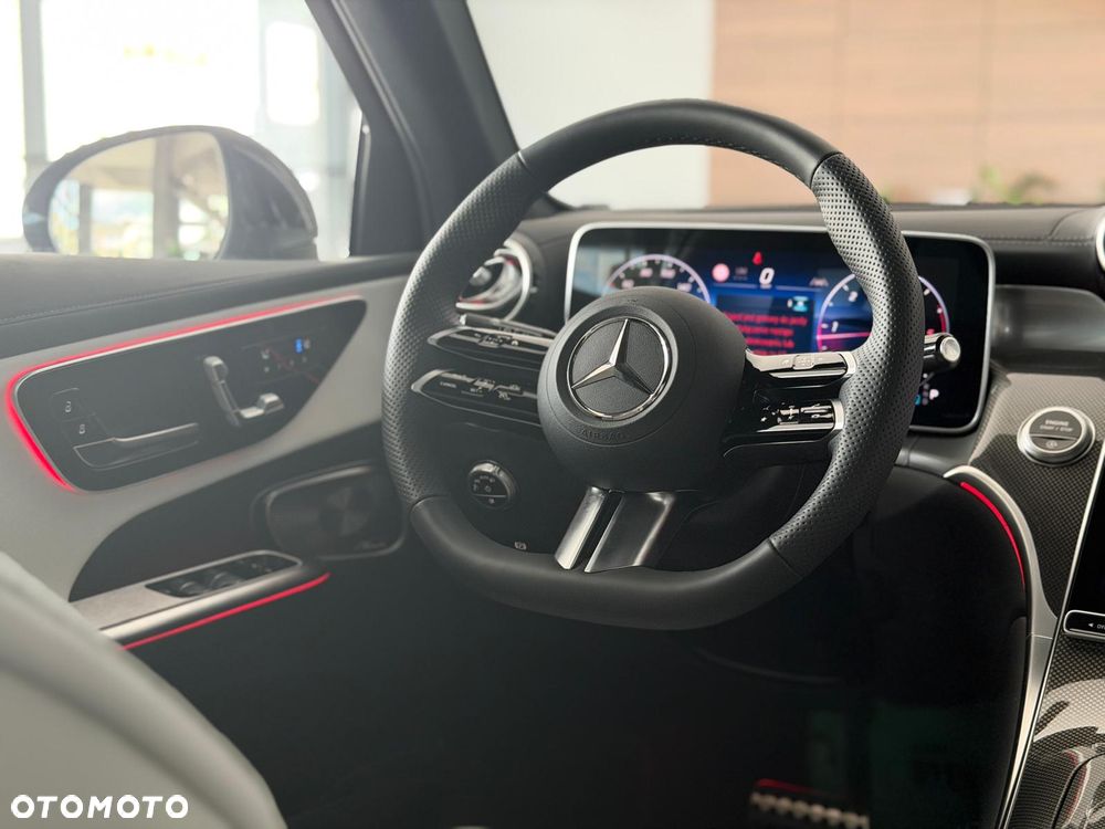 Mercedes-Benz GLC 220 d mHEV 4-Matic AMG Line - 12