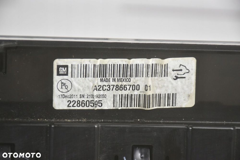 licznik * zegary opel ampera uk 22860595 - 4