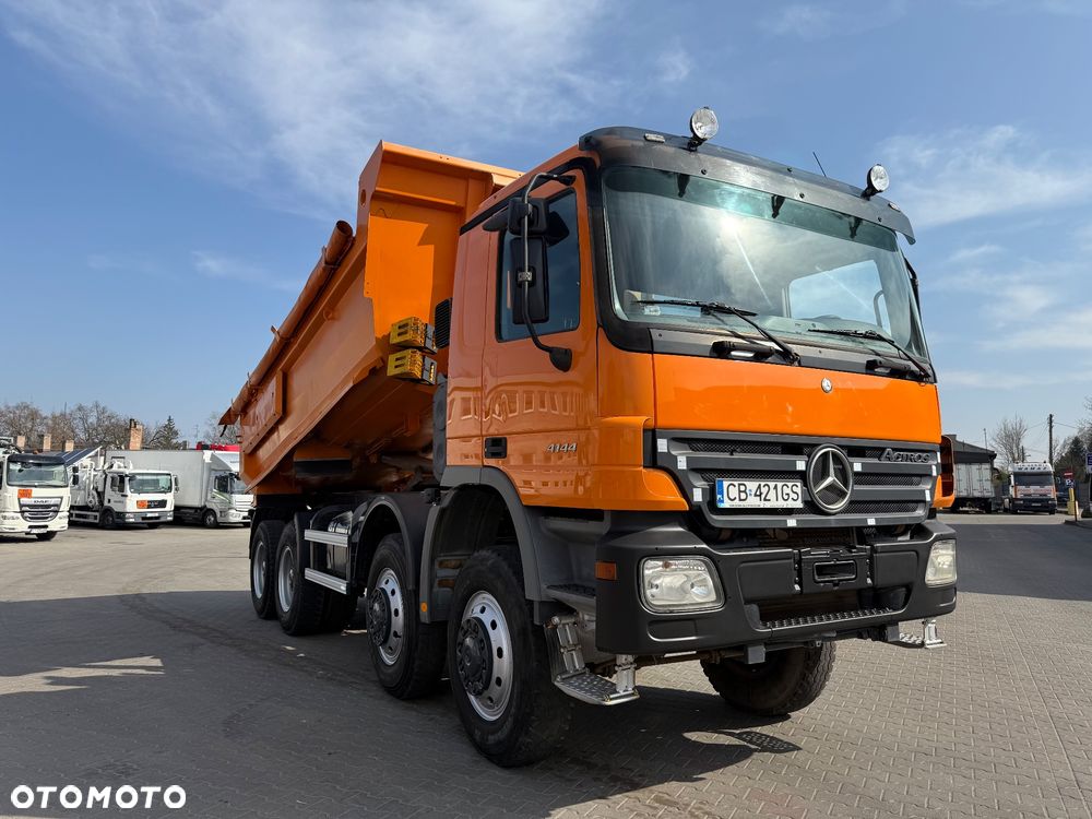 Mercedes-Benz Actros 4144 - 10
