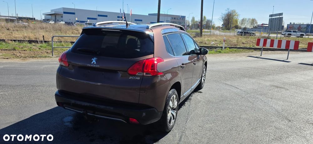Peugeot 2008 120 VTI Business-Line - 10