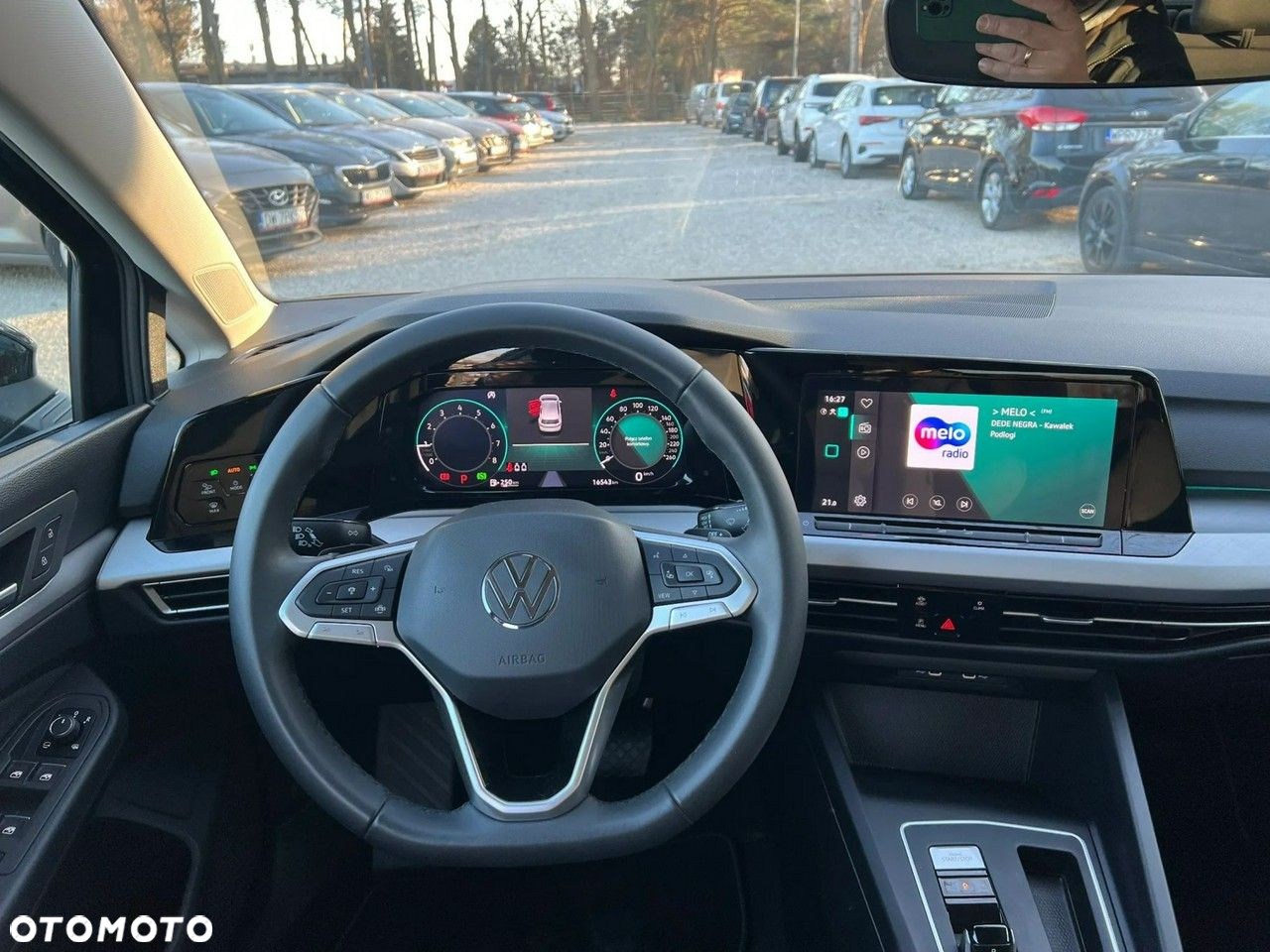 Volkswagen Golf VIII 1.5 eTSI Life DSG - 27