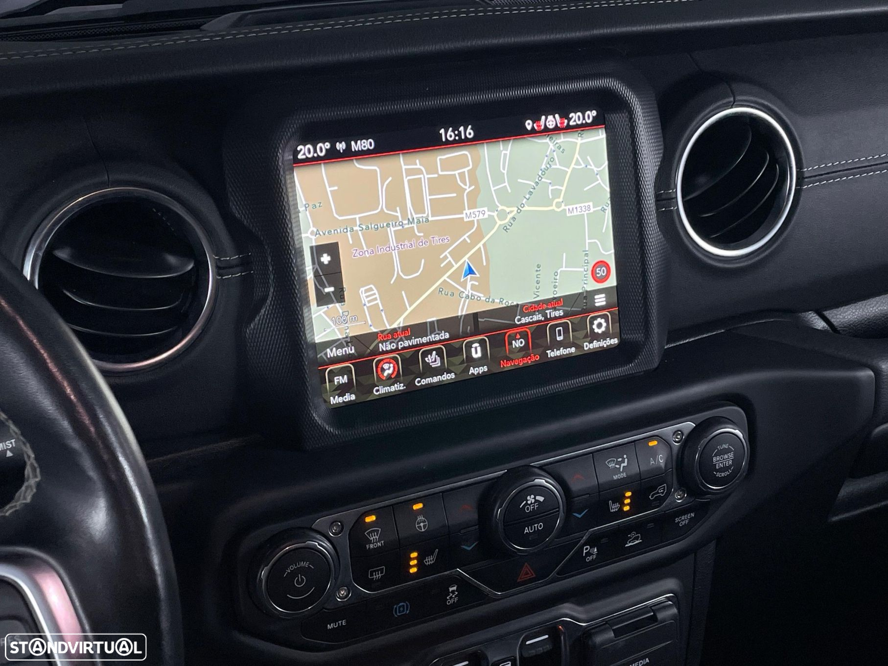 Jeep Wrangler - 21