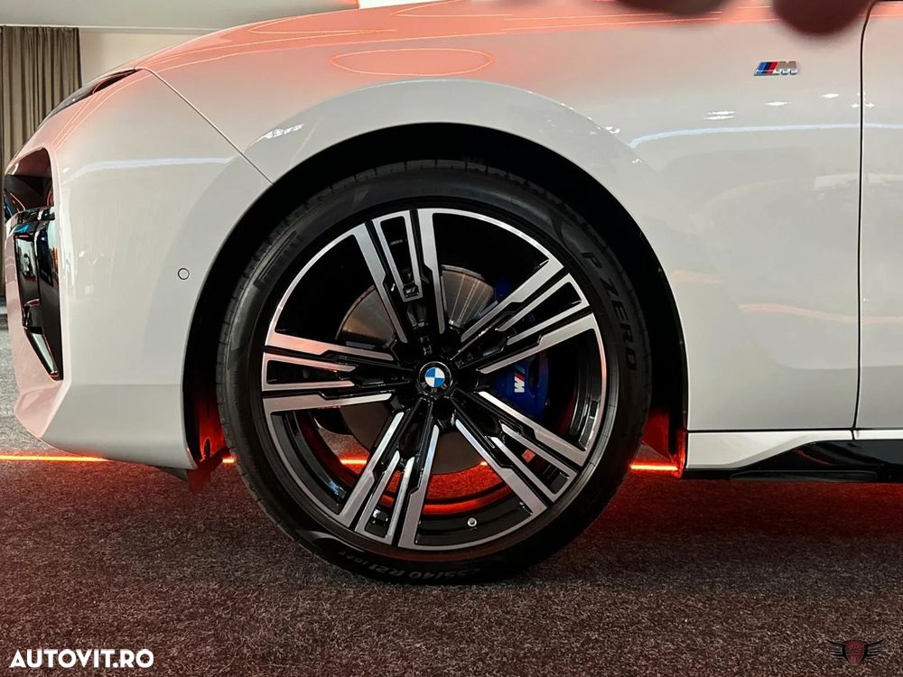 BMW Seria 7 740d xDrive - 24
