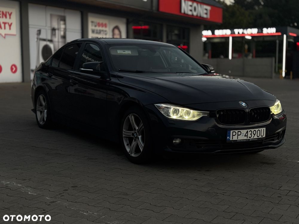 BMW Seria 3 328i - 14