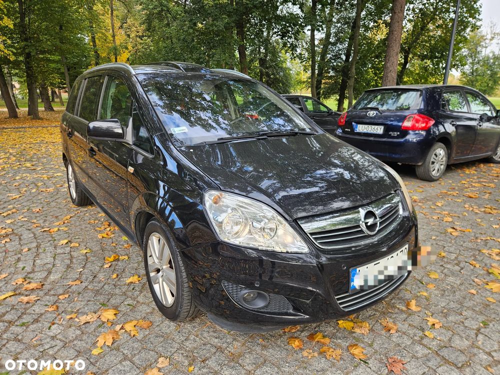 Opel Zafira - 2