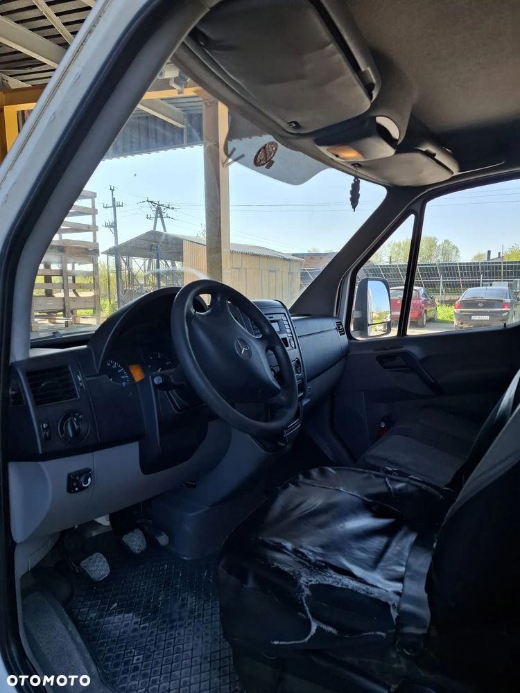 Mercedes-Benz Sprinter - 8