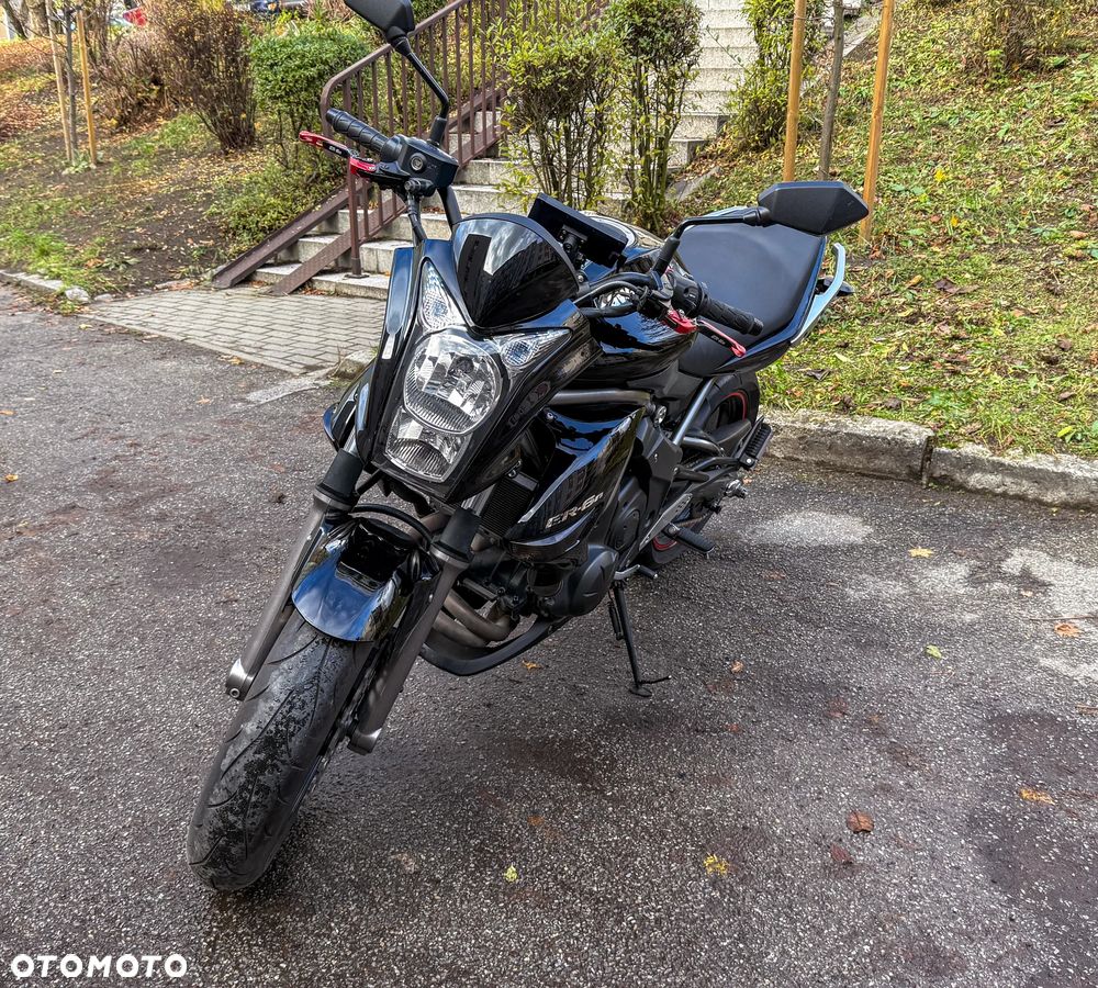 Kawasaki ER - 4