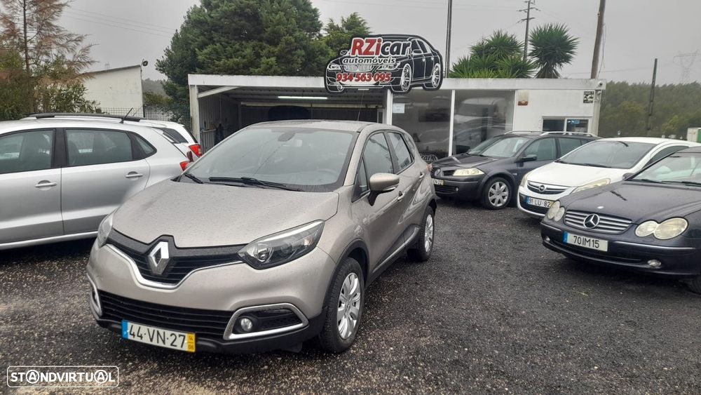 Renault Captur 1.5 dCi Exclusive - 3
