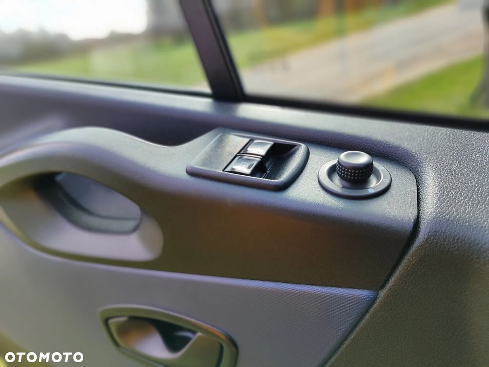 Opel Vivaro L1H1 S&S - 27