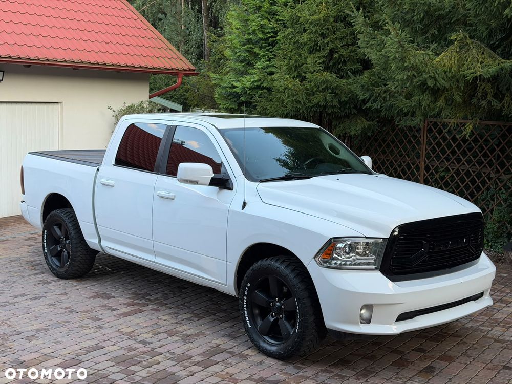 Dodge RAM - 16
