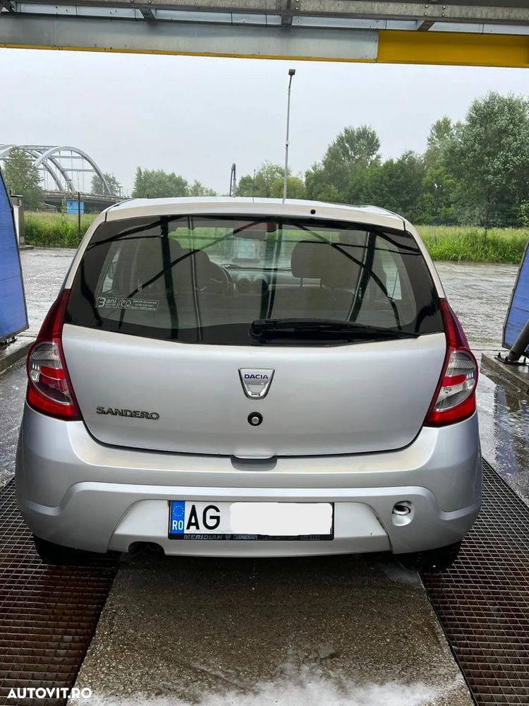 Dacia Sandero 1.6 MPI Preference - 4