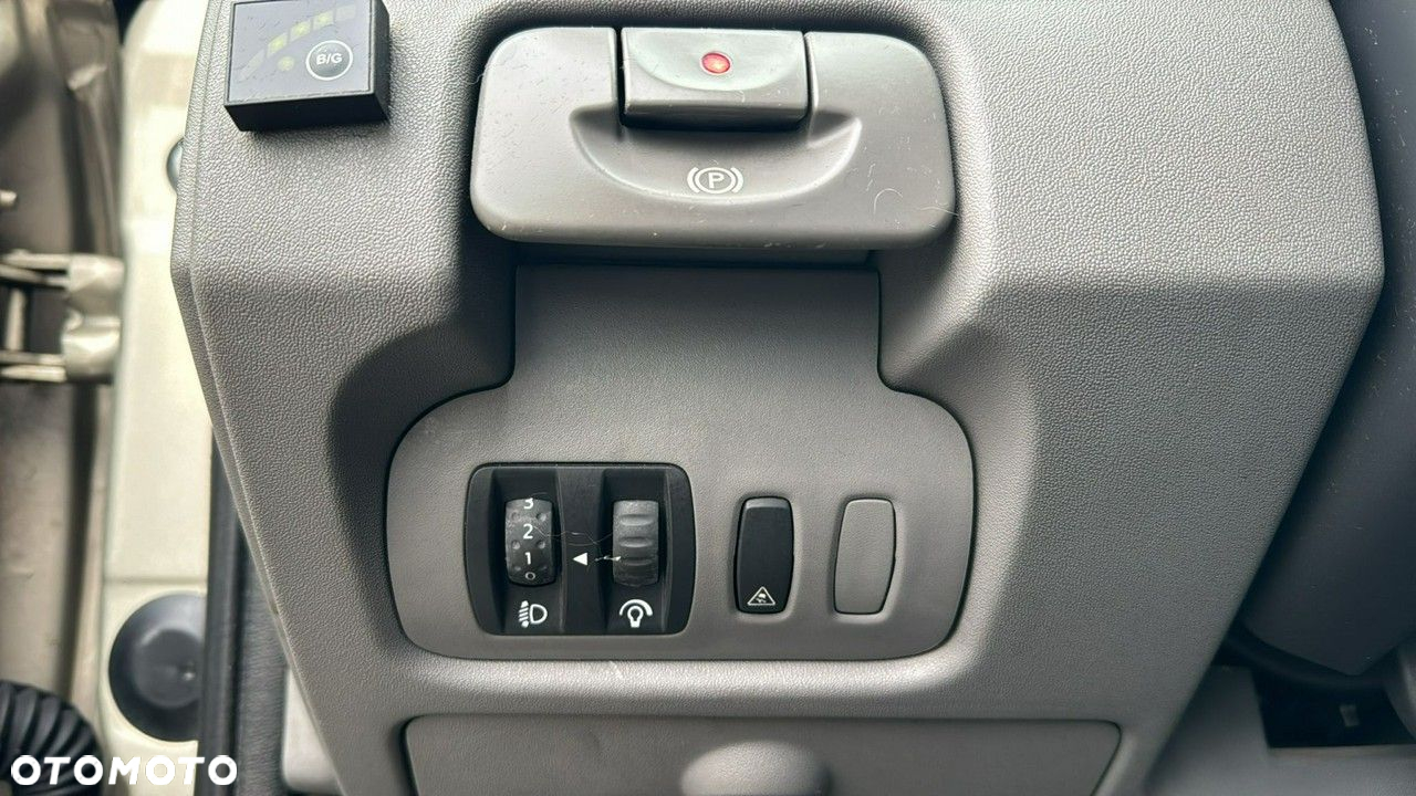 Renault Scenic - 22