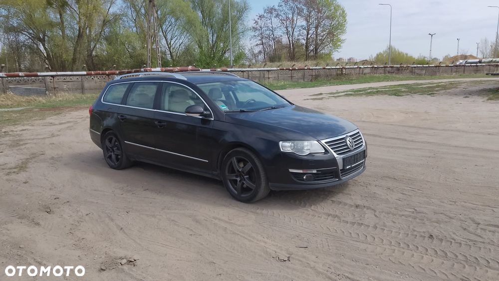 Volkswagen Passat - 2
