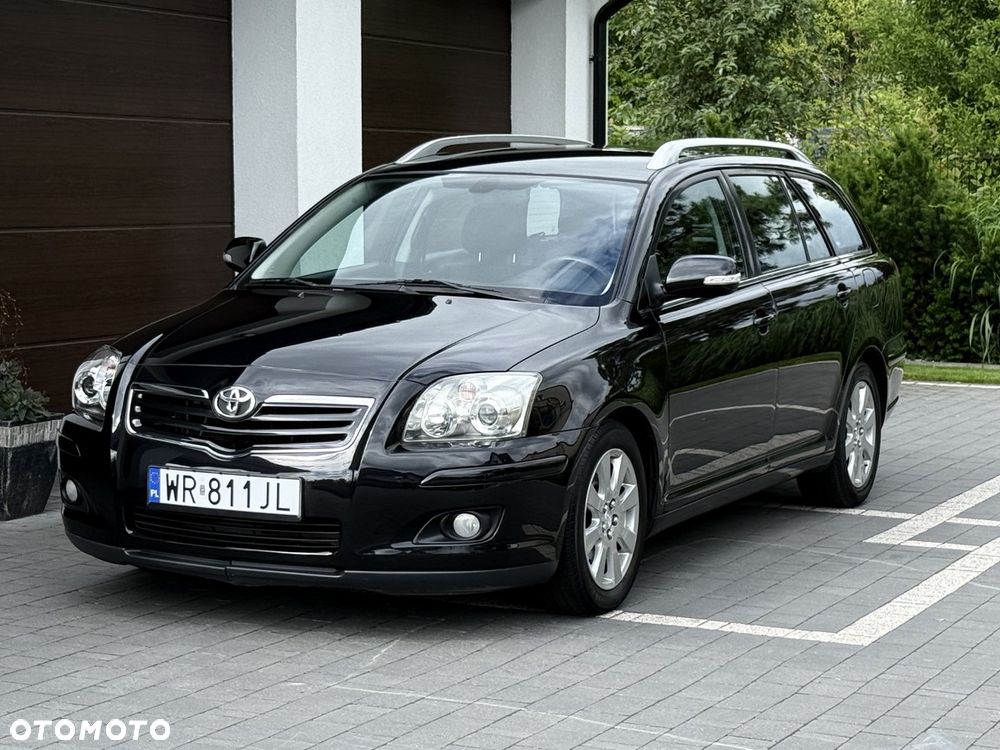 Toyota Avensis 1.8 VVT-i Combi - 1