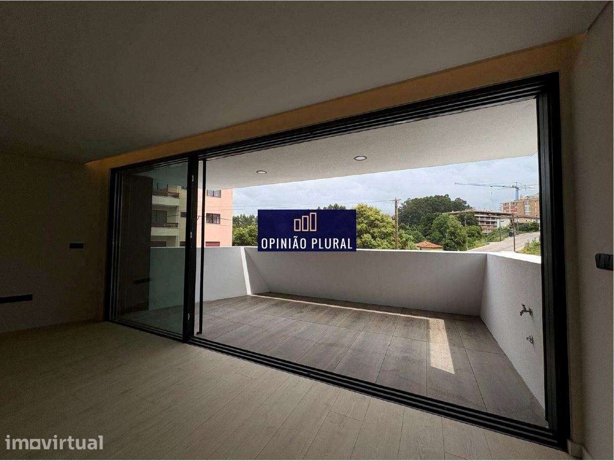Apartamento T1 Premium com Varanda e Três Frentes no BISMARK - Grande imagem: 3/25