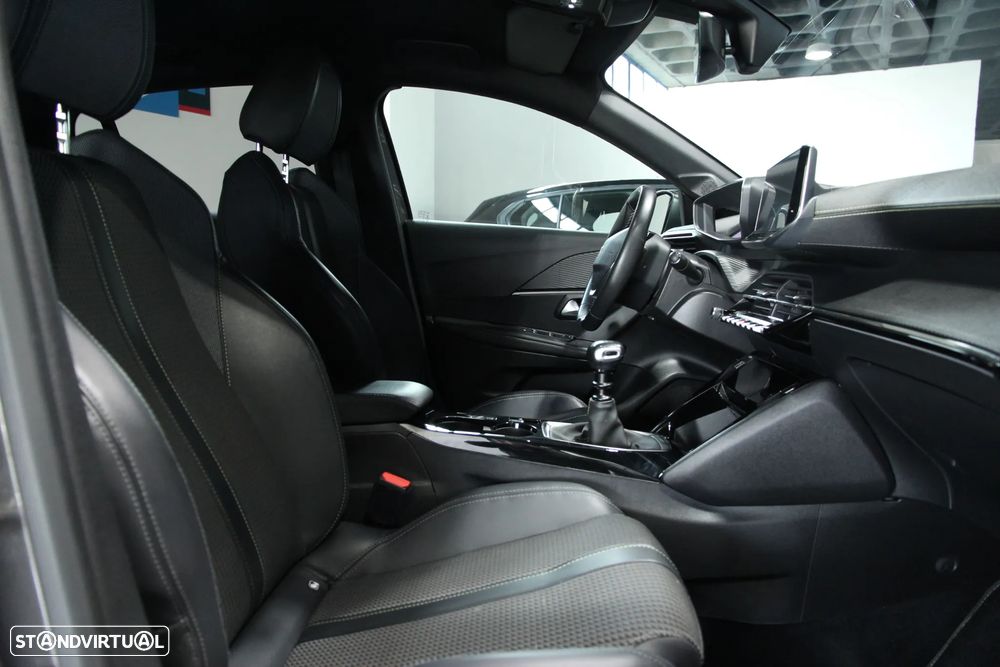 Peugeot 208 1.2 PureTech GT Line - 6