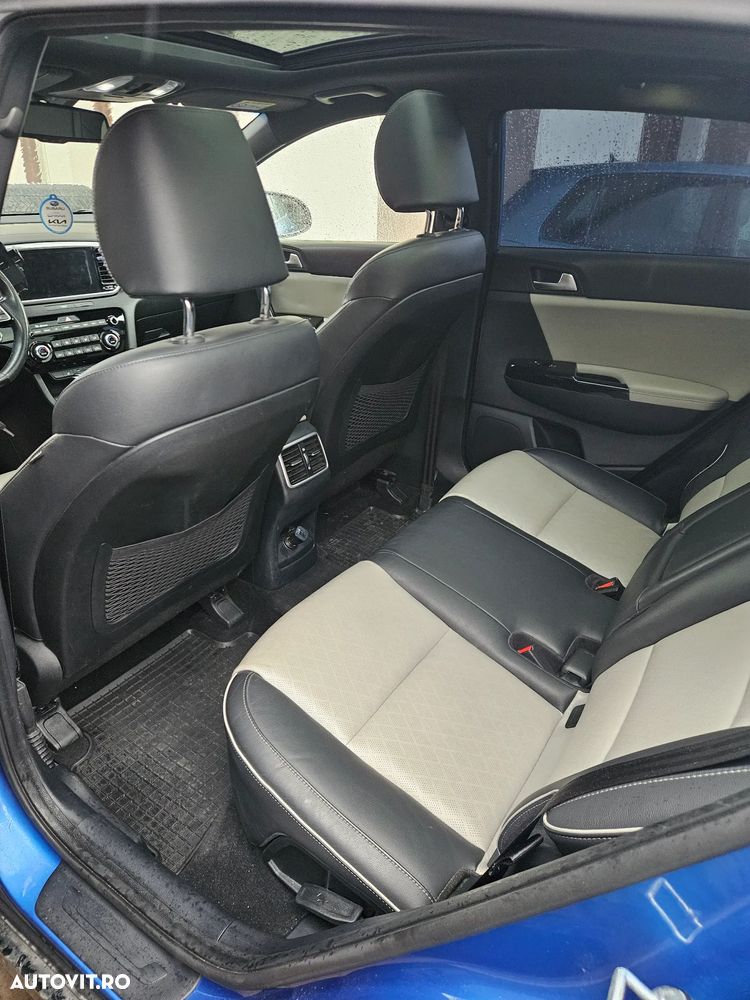 Kia Sportage 1.6 T-GDI 7DCT 4x4 GT Line - 8