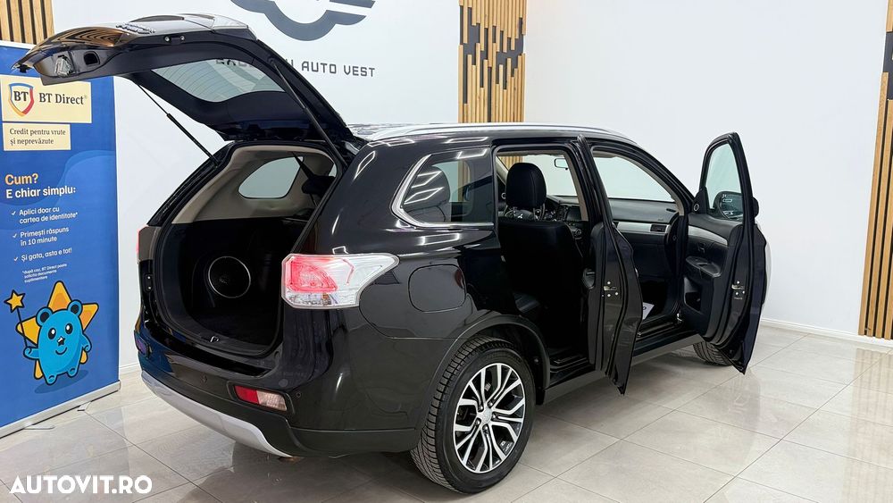 Mitsubishi Outlander 2.0 4WD - 13