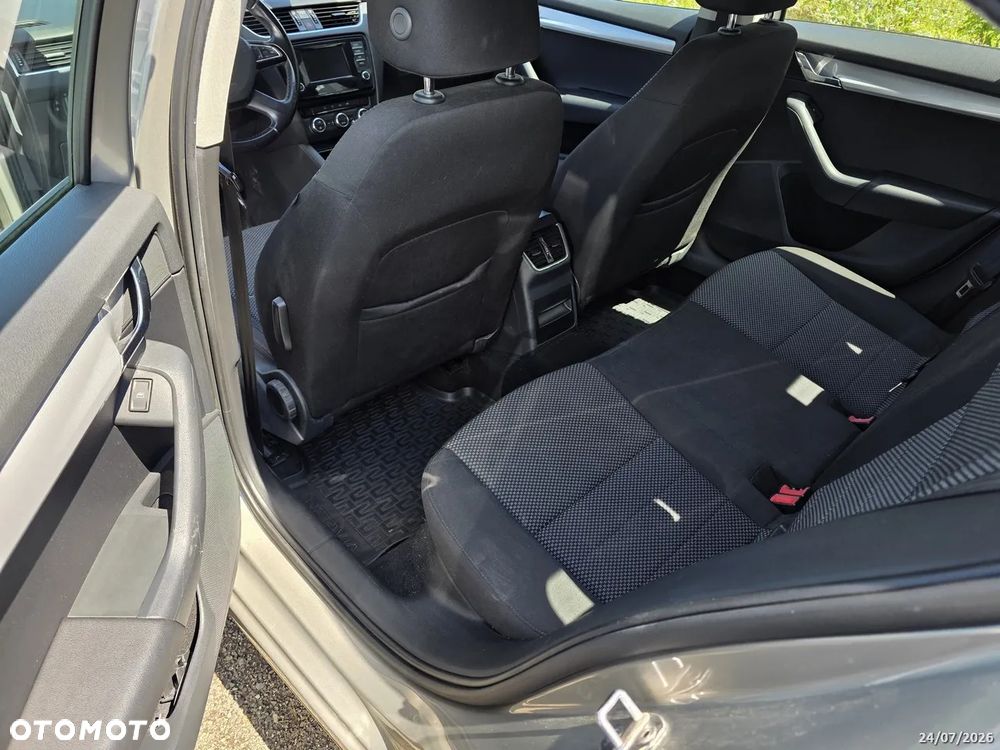 Skoda Octavia 1.4 TSI Ambition - 9