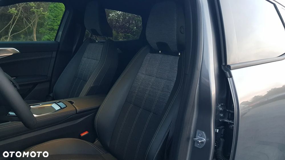 Renault Austral E-Tech Full 200 Iconic - 18