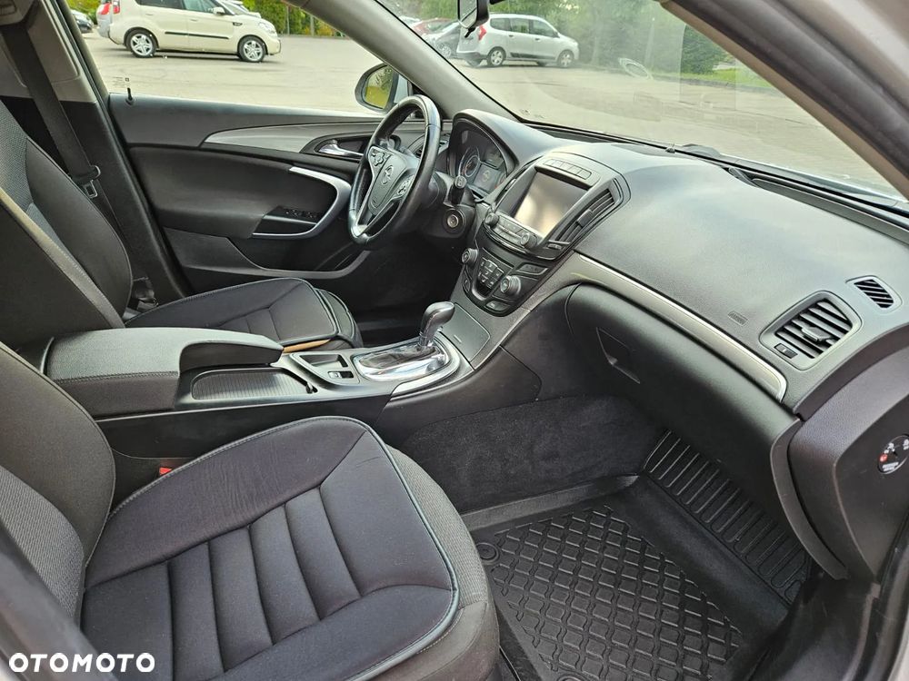 Opel Insignia 1.6 CDTI - 11