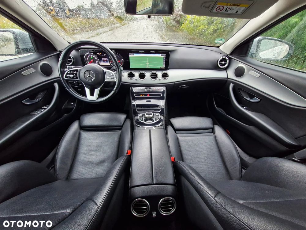 Mercedes-Benz Klasa E 220 d 9G-TRONIC - 9