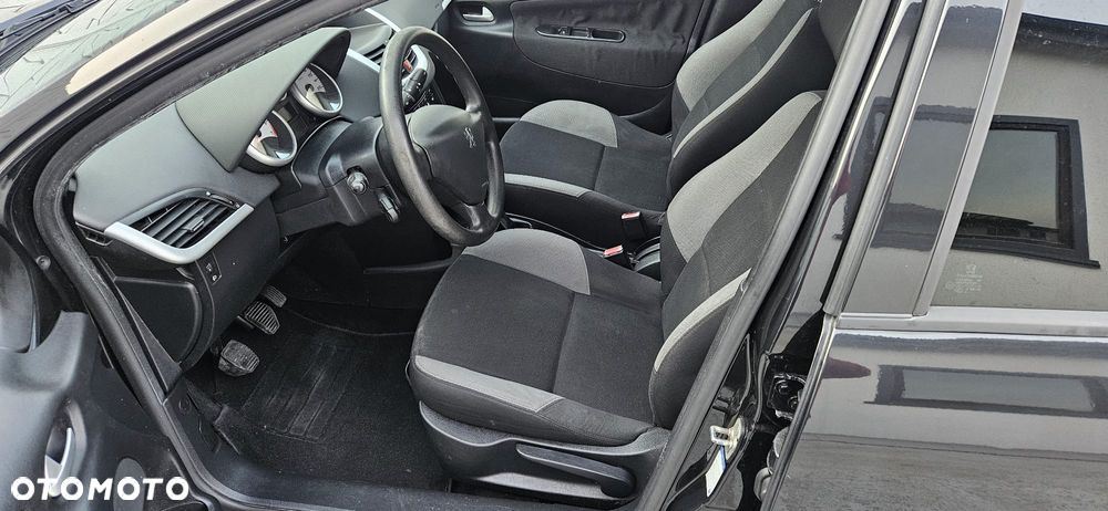 Peugeot 207 1.4 Trendy - 3