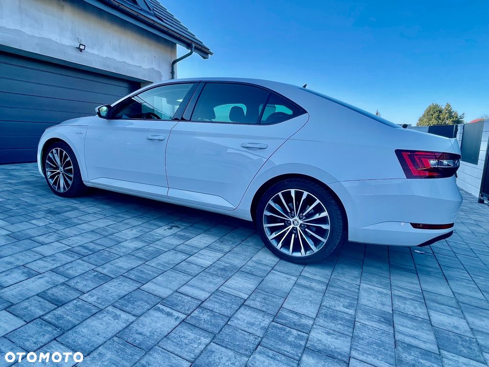 Skoda Superb 2.0 TDI L&K DSG - 15