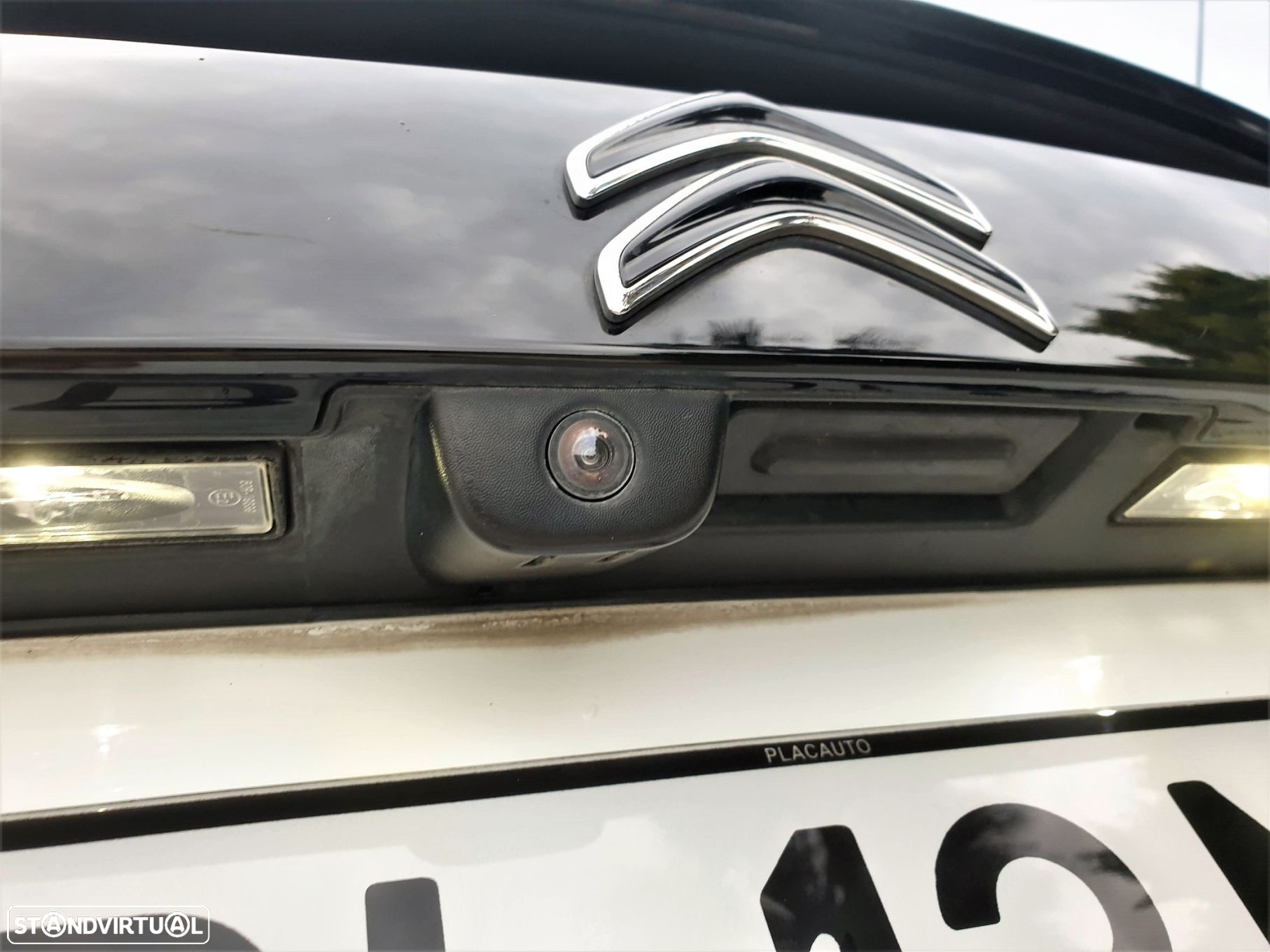 Citroën C4 BlueHDi 110 Stop&Start FEEL PACK - 52