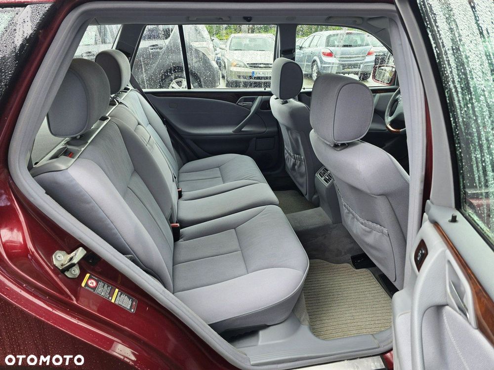 Mercedes-Benz Klasa E - 25