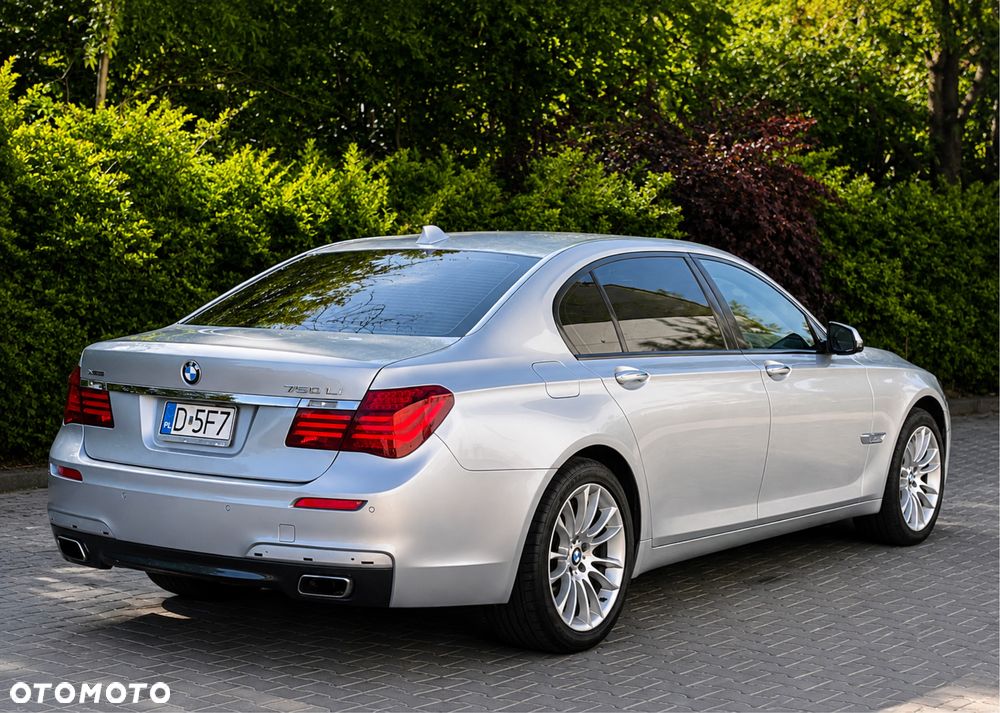 BMW Seria 7 - 2