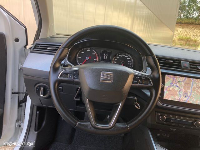 SEAT Arona 1.6 TDI Reference — fotografia 14