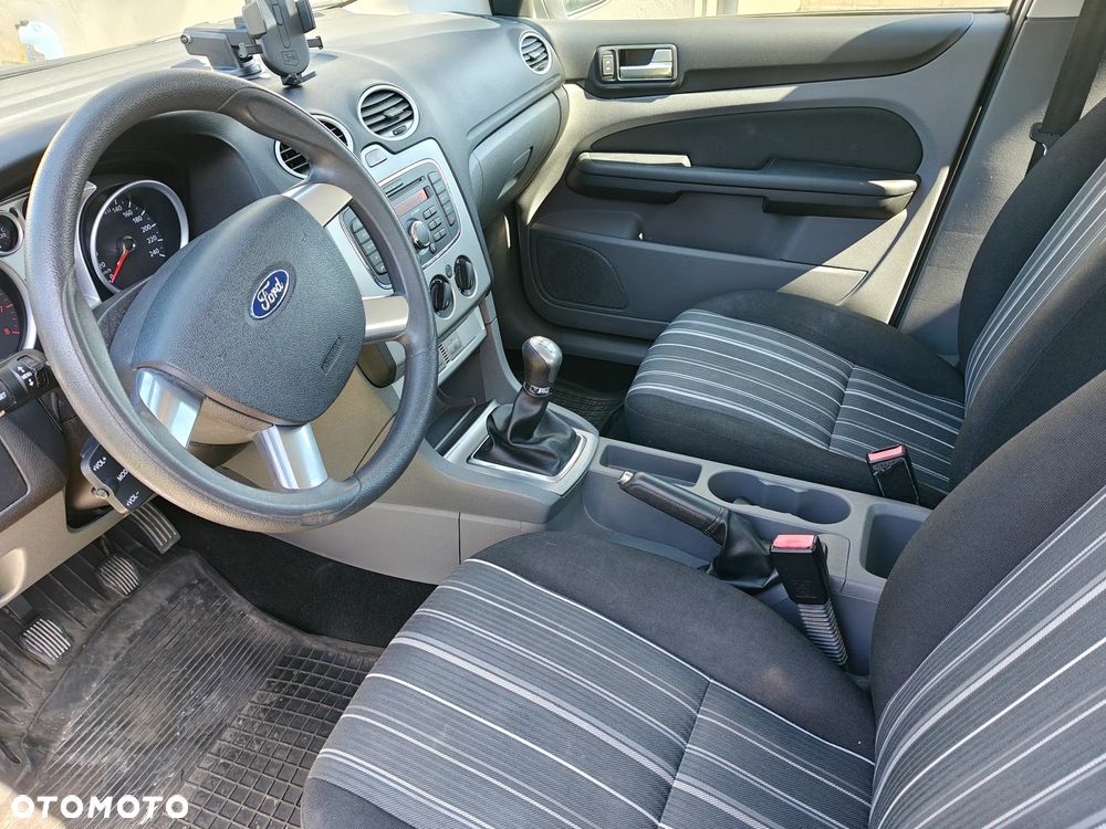 Ford Focus 1.6 Silver X EU5 - 16