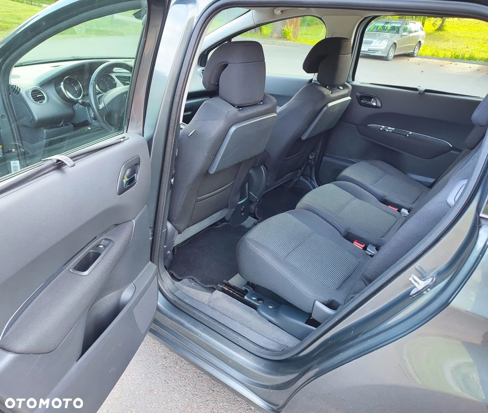 Peugeot 5008 120 VTi Premium - 25