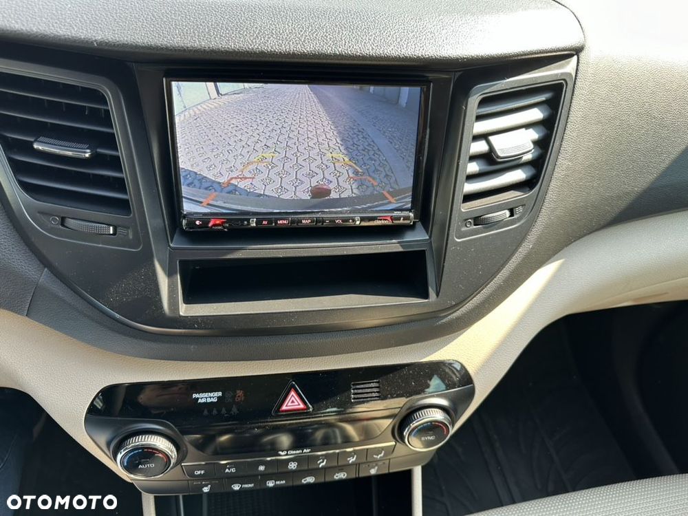 Hyundai Tucson 2.0 CRDi 4WD Automatik Style - 30