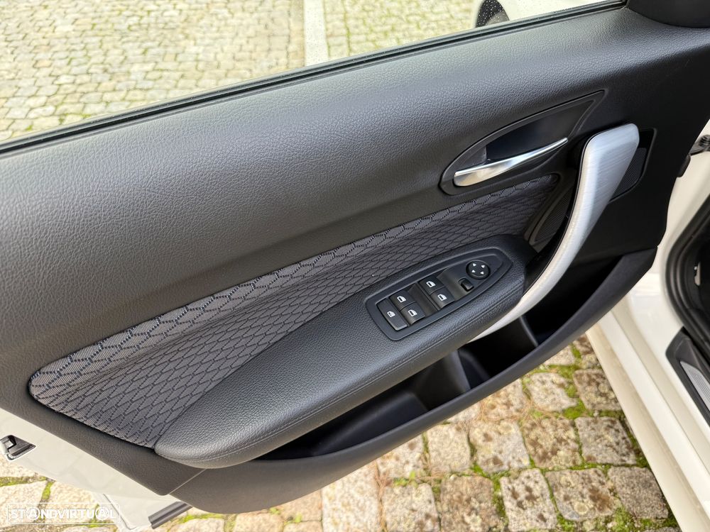 BMW 118 d Pack M - 14