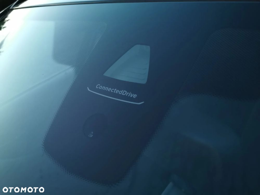 BMW Seria 3 320d Touring xDrive - 19