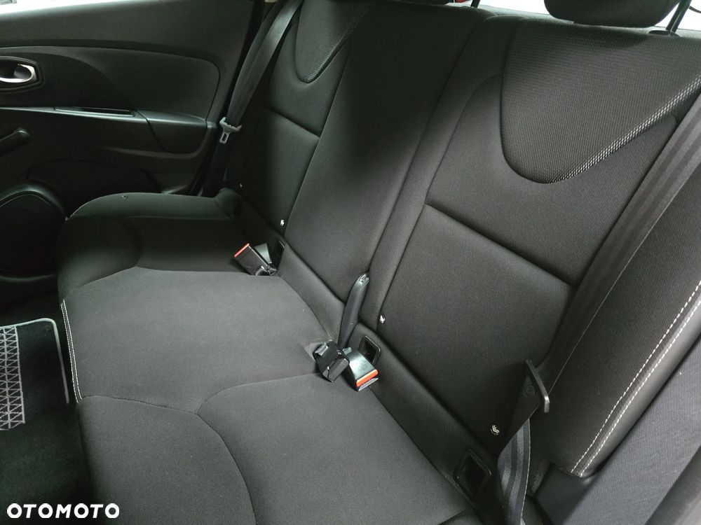 Renault Clio 1.2 16V Alize - 17