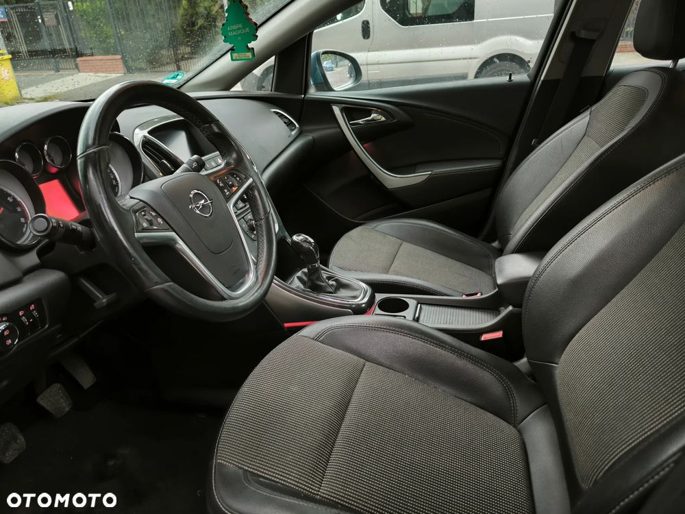 Opel Astra 1.4 Turbo - 14