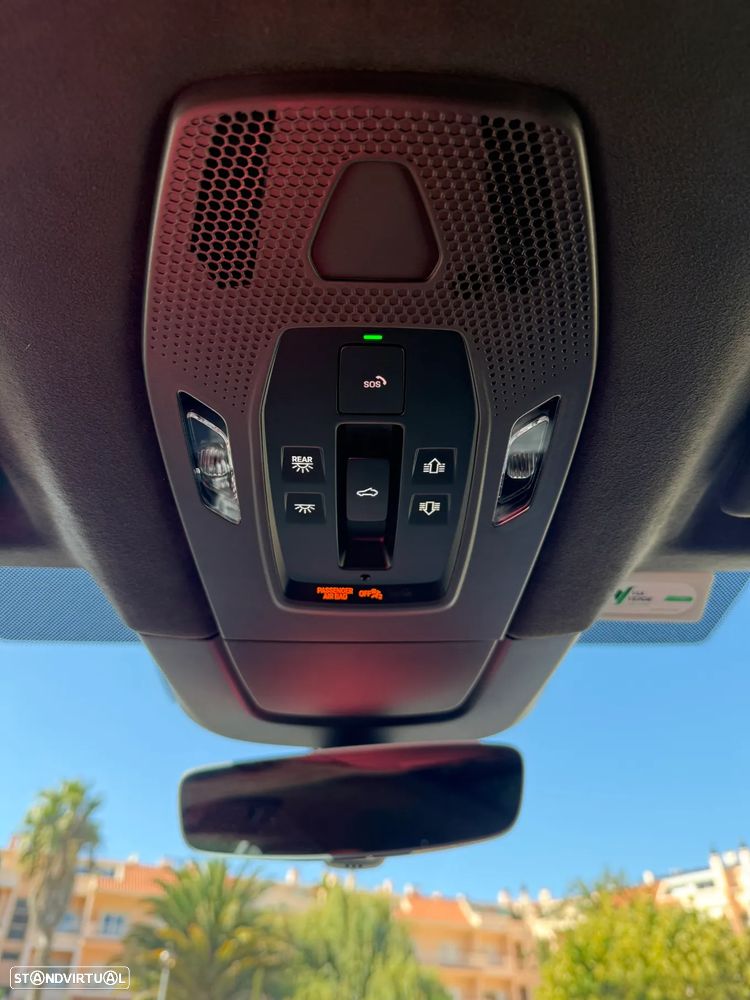 Porsche Macan Electric Turbo - 19