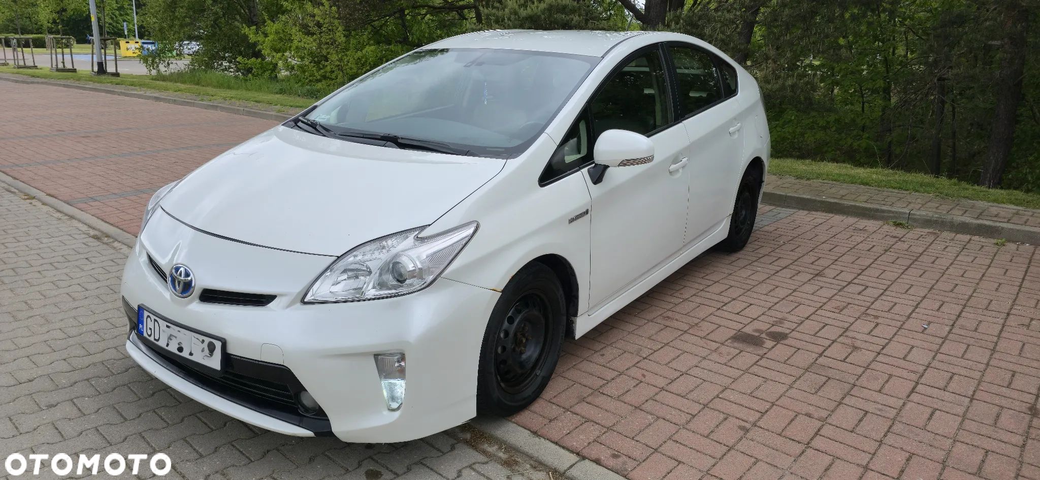 Toyota Prius 1.8 HSD Prestige - 1