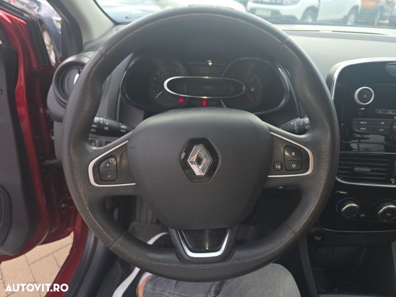 Renault Clio - 18