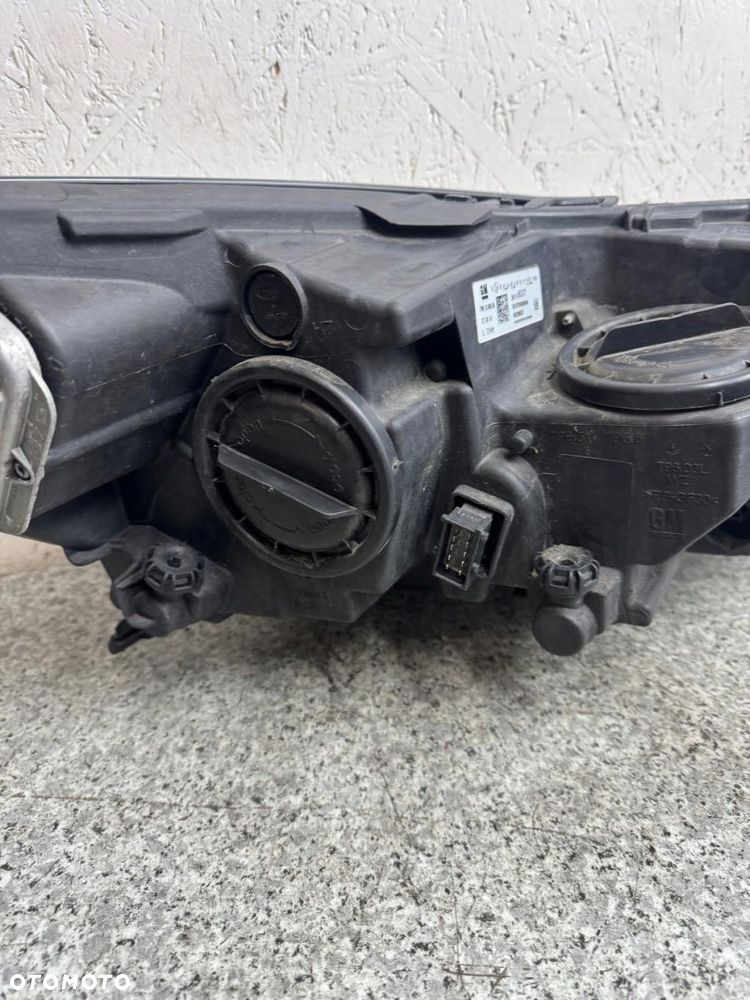 lampa lewy przód opel astra k 2015-2019 39158007 - 15