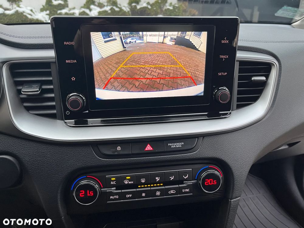 Kia Ceed 1.0 T-GDI M - 11