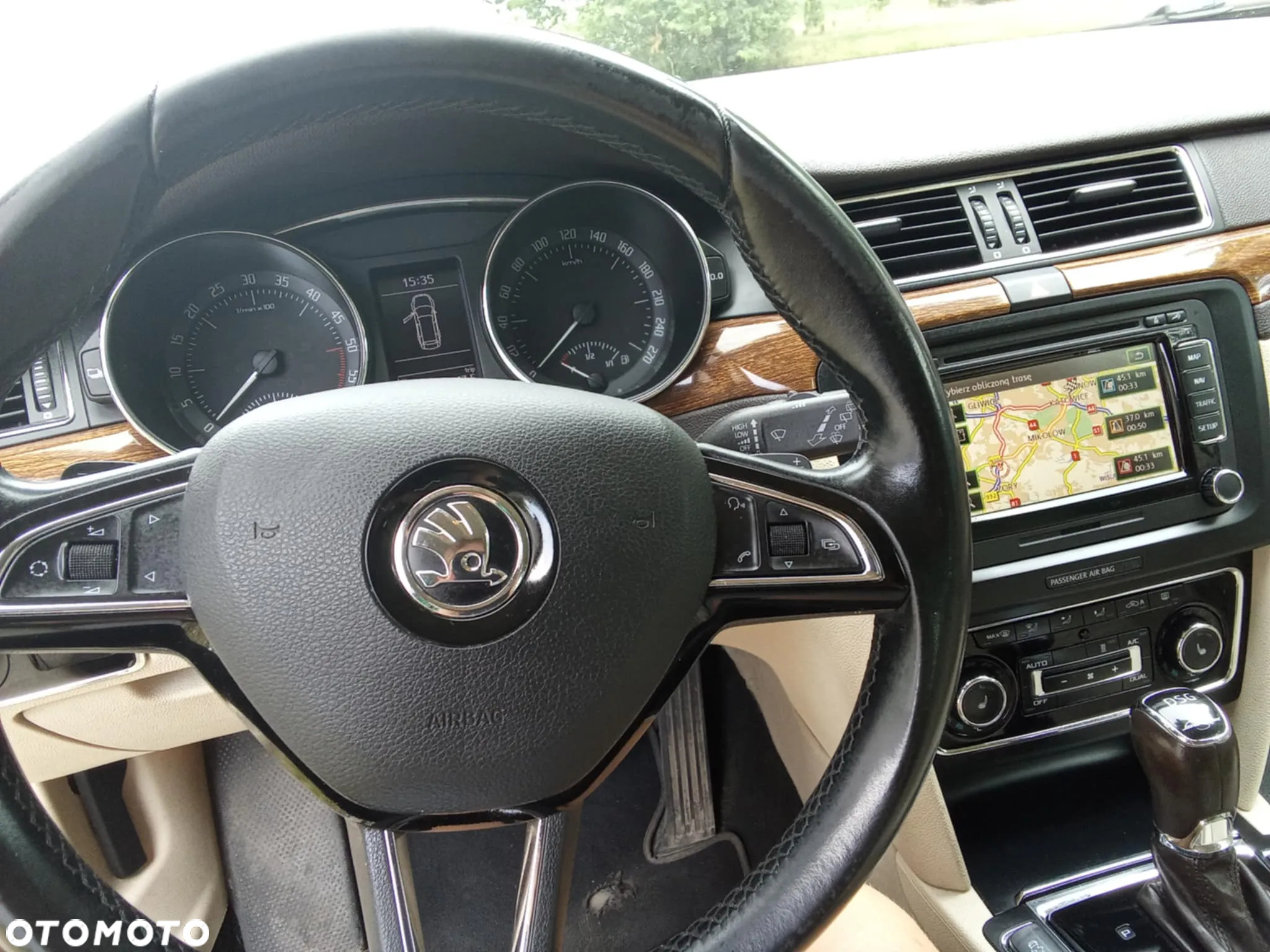 Skoda Superb 2.0 TDI 4x4 L&K DSG - 11