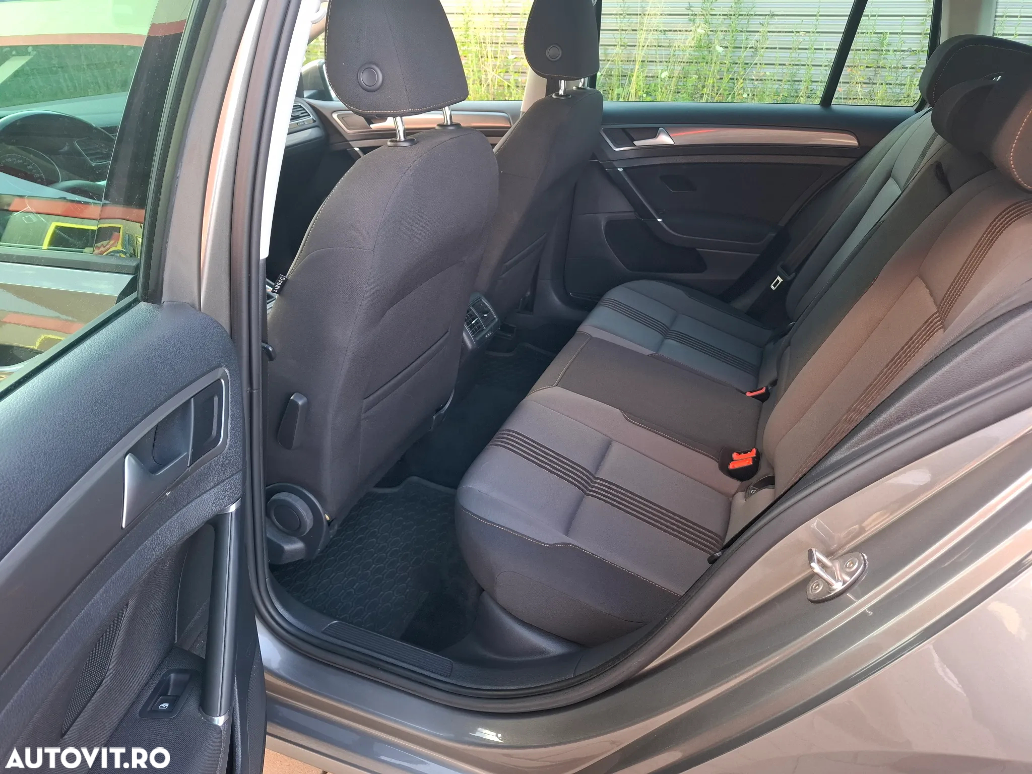 Volkswagen Golf Variant 1.6 TDI (BlueMotion Technology) Trendline - 9
